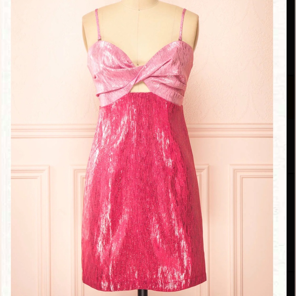 NEW Vida Pink Mini Dress - Size Small